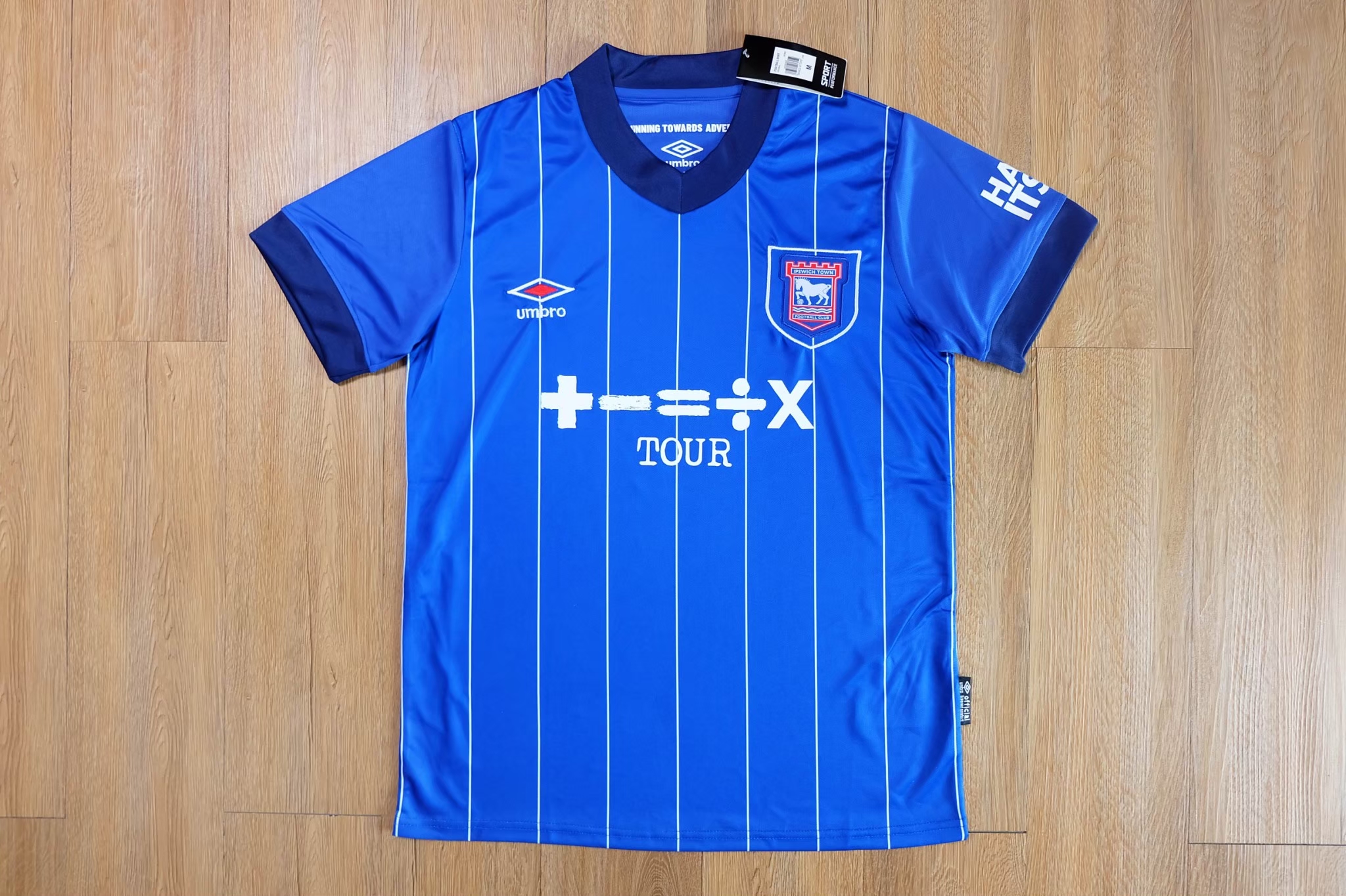 Ipswich Town Home 2024/25 Jersey เสื้ออิปวิช ทาวด์ ฤดูกาลใหม่