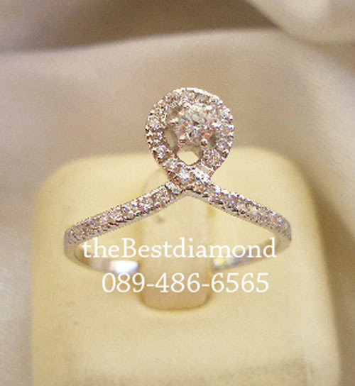 SR007RD+++แหวนมงกุฎเดี่ยว++แหวนเงินแท้ ดีไซน์สวยหรูคล้ายมงกุฎ แบบร้านจิวเวลลี่ทันสมัย ตามcounter ห้างเลย เหมือนของแท้สุดๆ เล่นไฟวิ๊งๆ รับประกันความสวย
