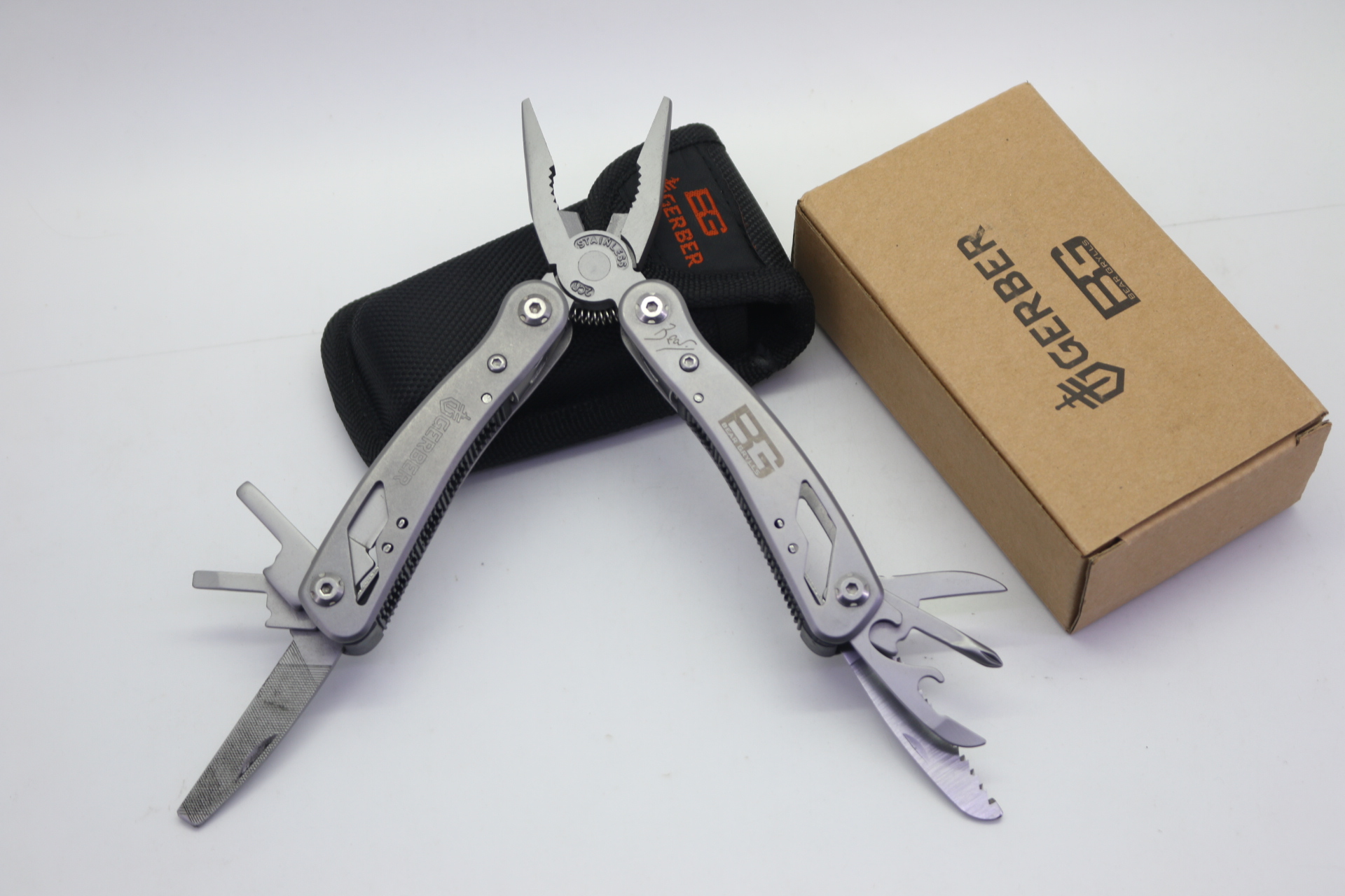 คีมเอนกประสงค์ Gerber Multitool (OEM) สีเงิน