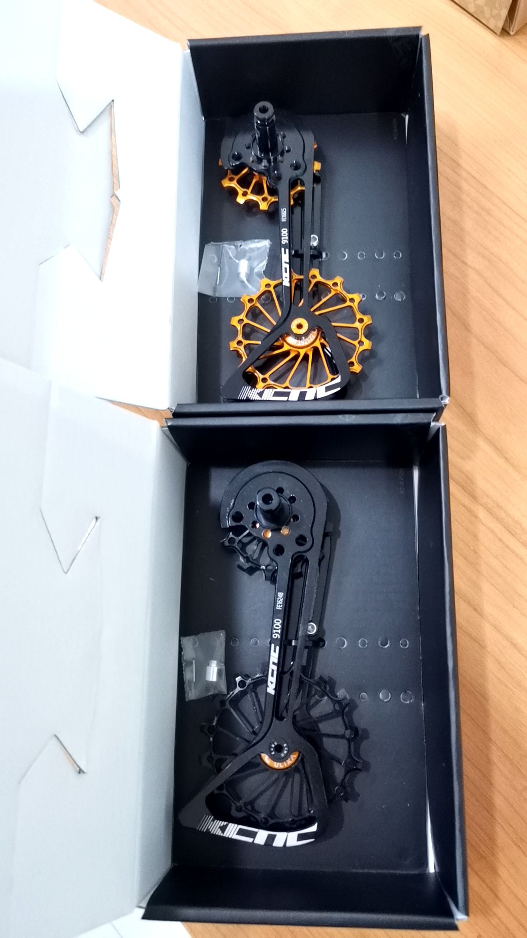 ลูกรอกตีนผี KCNC Jockey Wheel System