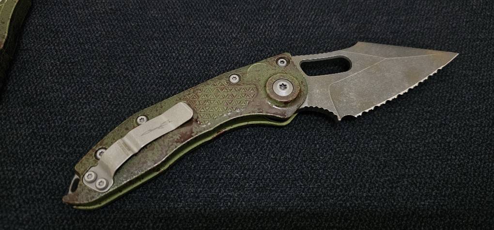 Microtech Borka Stitch Auto Full Serrated Outbreak 169-3OBS