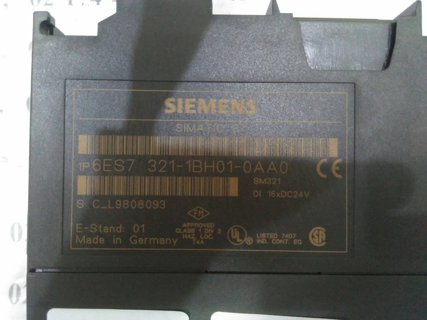 PLC “ SIEMENS ” รุ่น 6ES7 321-1BH01-0AA0