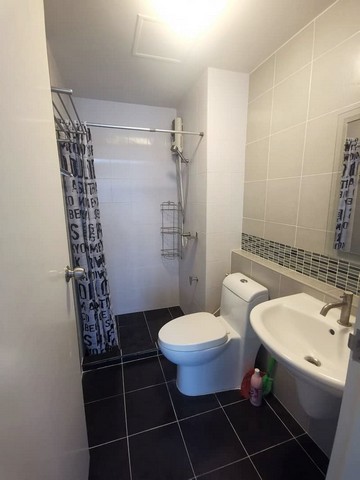 ให้เช่า ดีคอนโด รามอินทรา ห้อง 31 ตรม.ห้องสวย เฟอร็ครบ หิ้วกระเป๋าเข้าอยู่ได้เลย