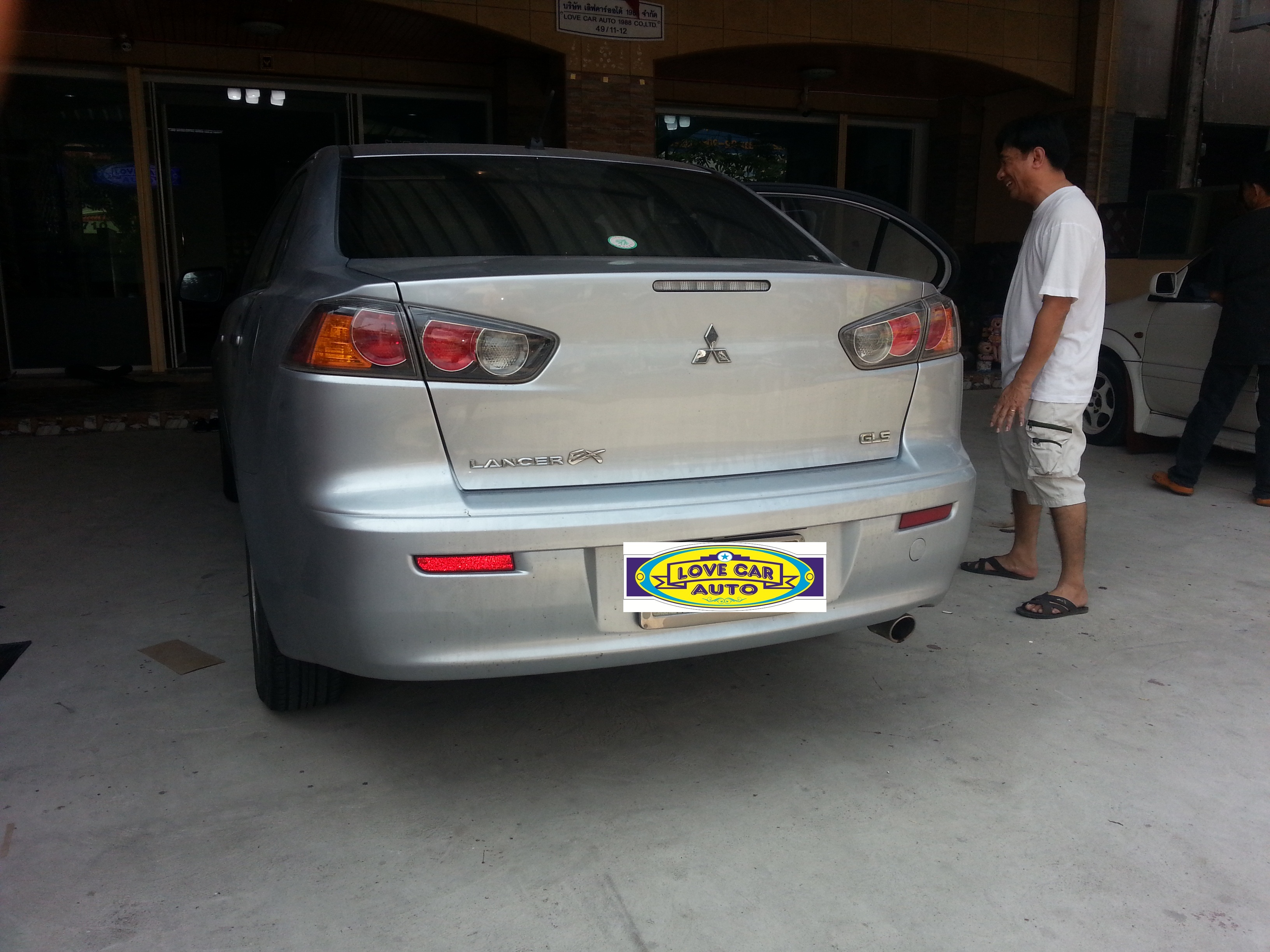 ขายยางปูพื้นรถเข้ารูป Mitsubishi Lancer EX ลายกระดุมสีเทาขอบเทา