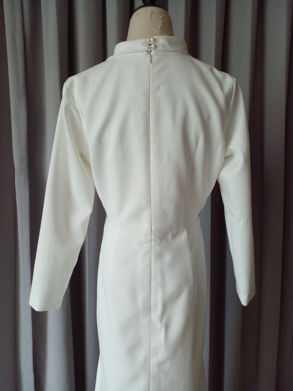 พร้อมเช่า ชุดแต่งงาน มินิมอล ชุดหมั้น งานตัด แขนยาว