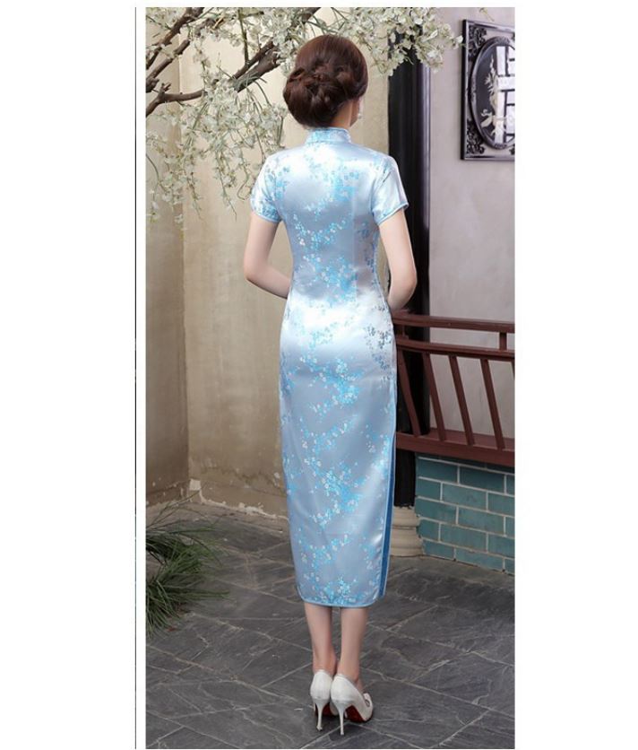 พร้อมส่ง กี่เพ้า สีฟ้า ลายดอกบ๊วย Cherry Blossom ผ้าไหมจีน กุ๊นขอบ ตัดเย็บอย่างดี (S,L,4XL,6XL)