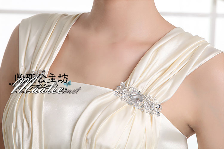 พร้อมส่ง ชุดราตรียาว สีครีม Champagne แบบเรียบหรู ปิดไหล่-เปิดไหล่ ได้ 2 แบบ