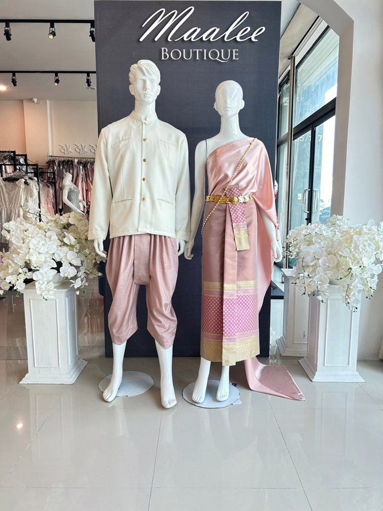 เช่า ชุดไทย ชุดเพื่อนเจ้าสาว ชุดไทยผ้าซิ่นสีเทาส้ม สไบเรียบสีโรสโกลด์