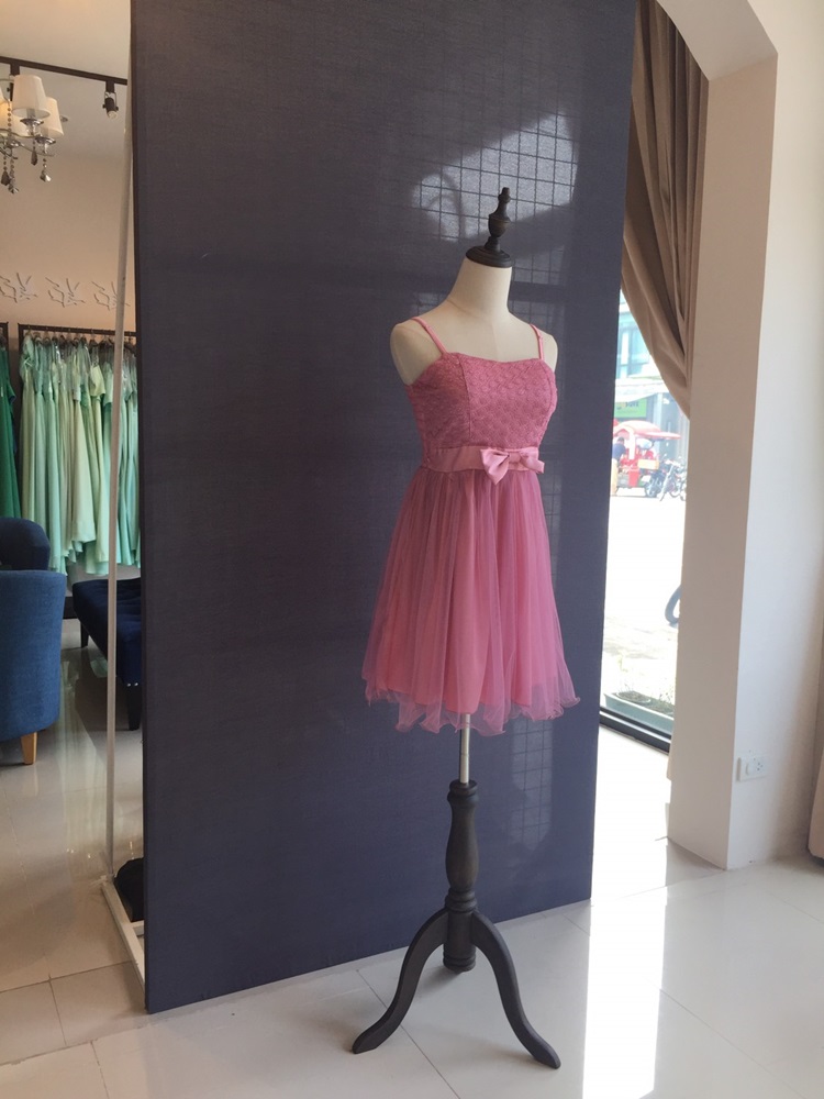 Sale พร้อมส่ง ชุดราตรีสั้น สายเดี่ยว สีชมพูกลีบบัว