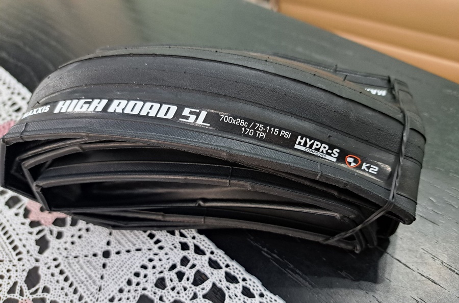 ยางนอกจักรยานขอบพับ MAXXIS HIGH ROAD SL | 700C X 28C
