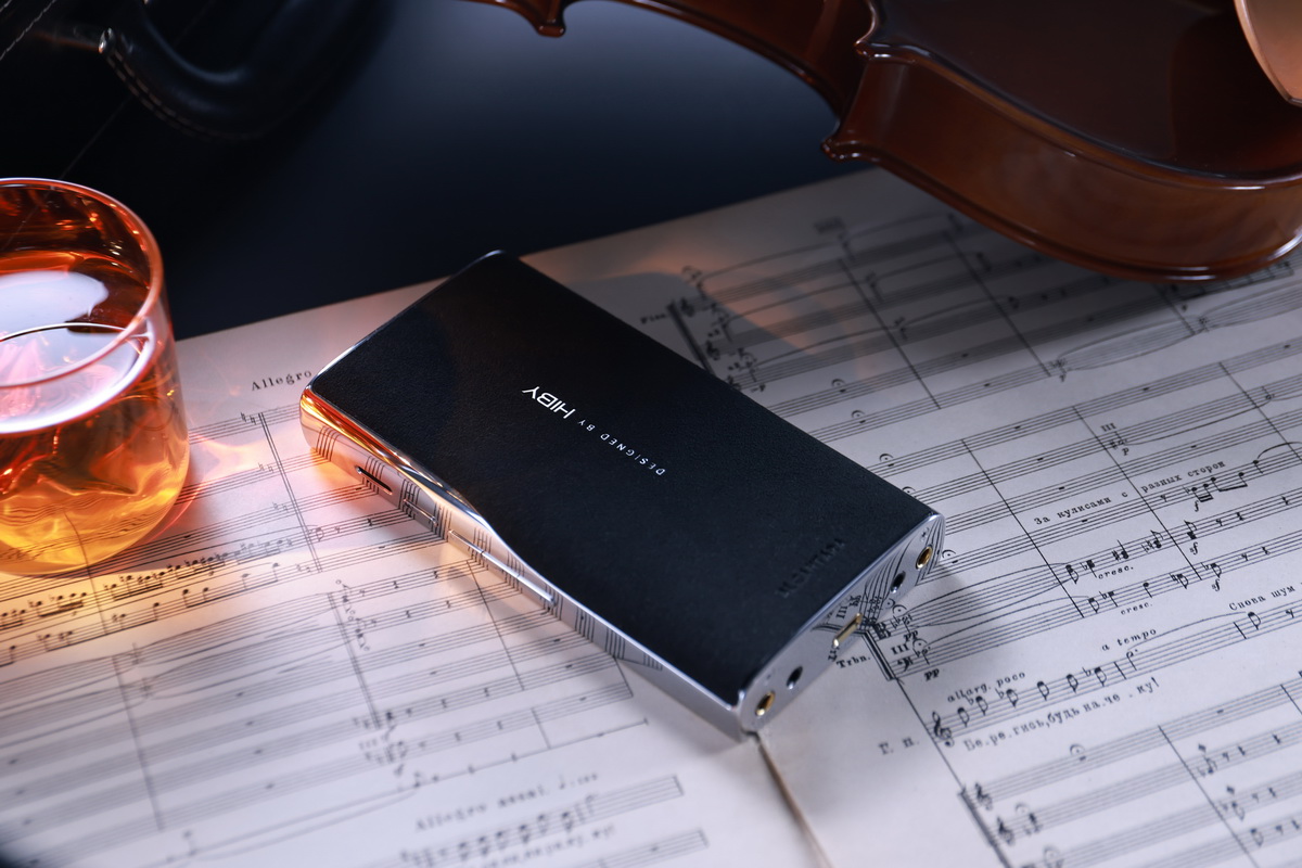 Hiby R8ii DAP พกพาระดับไฮเอนด์ รองรับ MQA, PCM 32bit/1536kHz, DSD1024 ประกันศูนย์ไทย