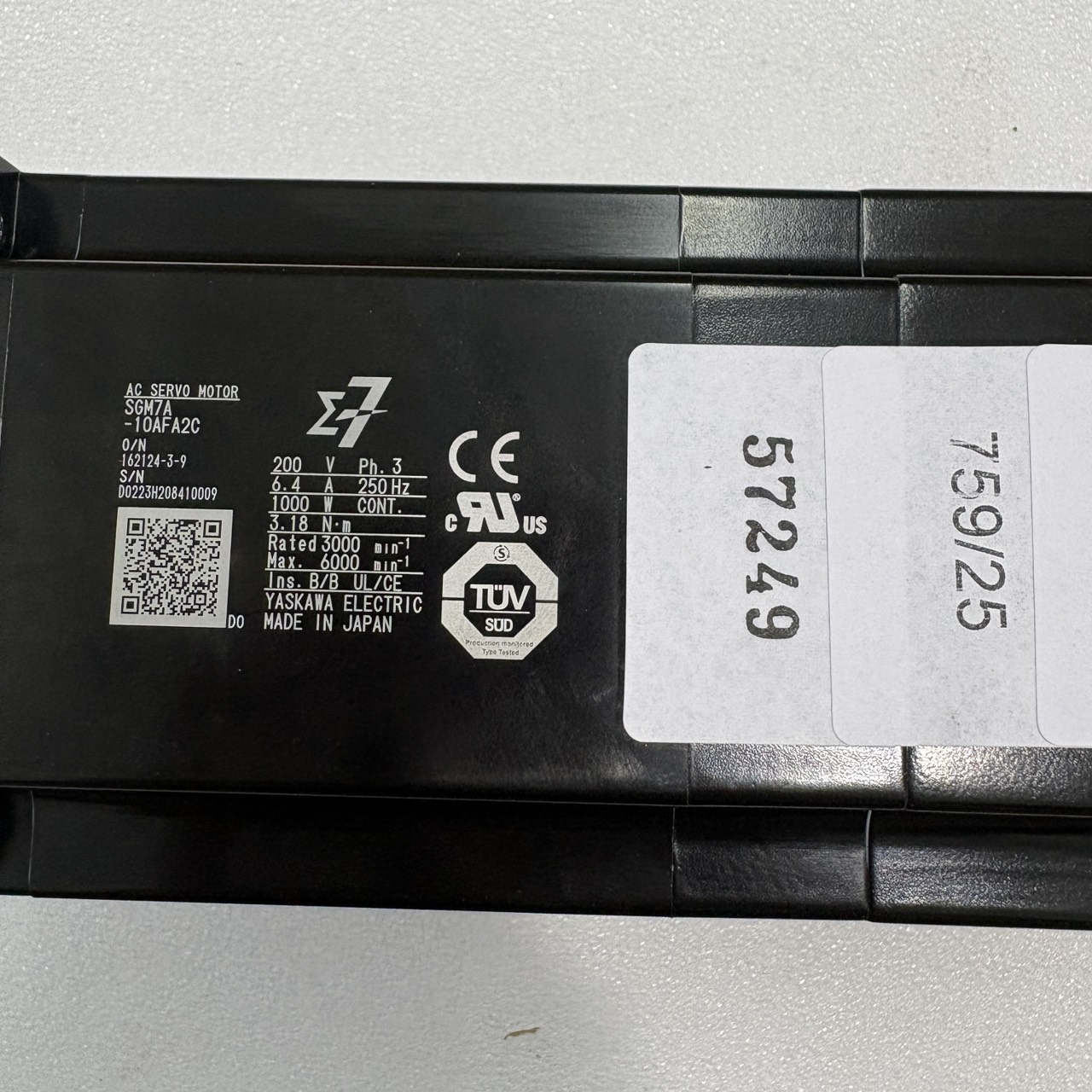 SGM7A-10AFA2C SERVO MOTOR " YASKAWA "