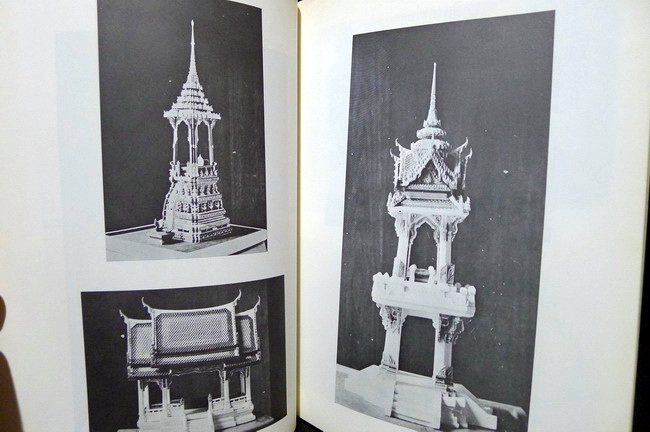 ที่ระลึก นิทรรศการศิลปกรรมของนักศึกษาคณะจิตรกรรมประติมากรรมและภาพพิมพ์