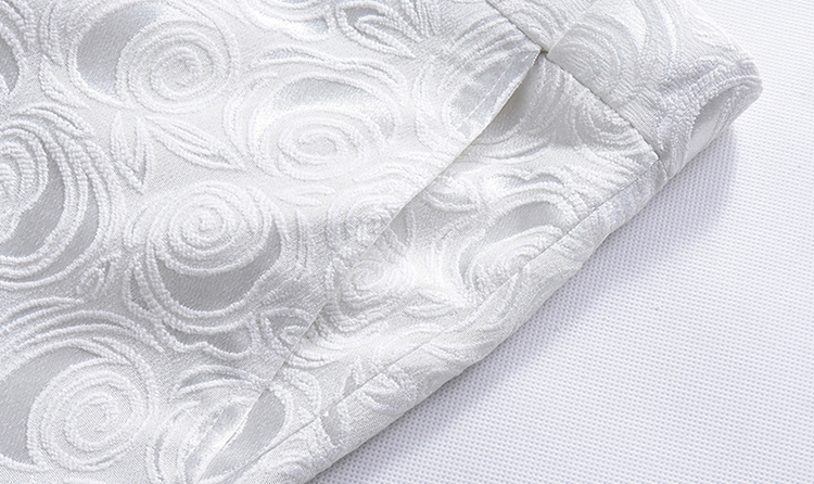 Pre-order ชุดสูทชาย พิมพ์ลายปั๊มนูน 3 มิติ สีขาว