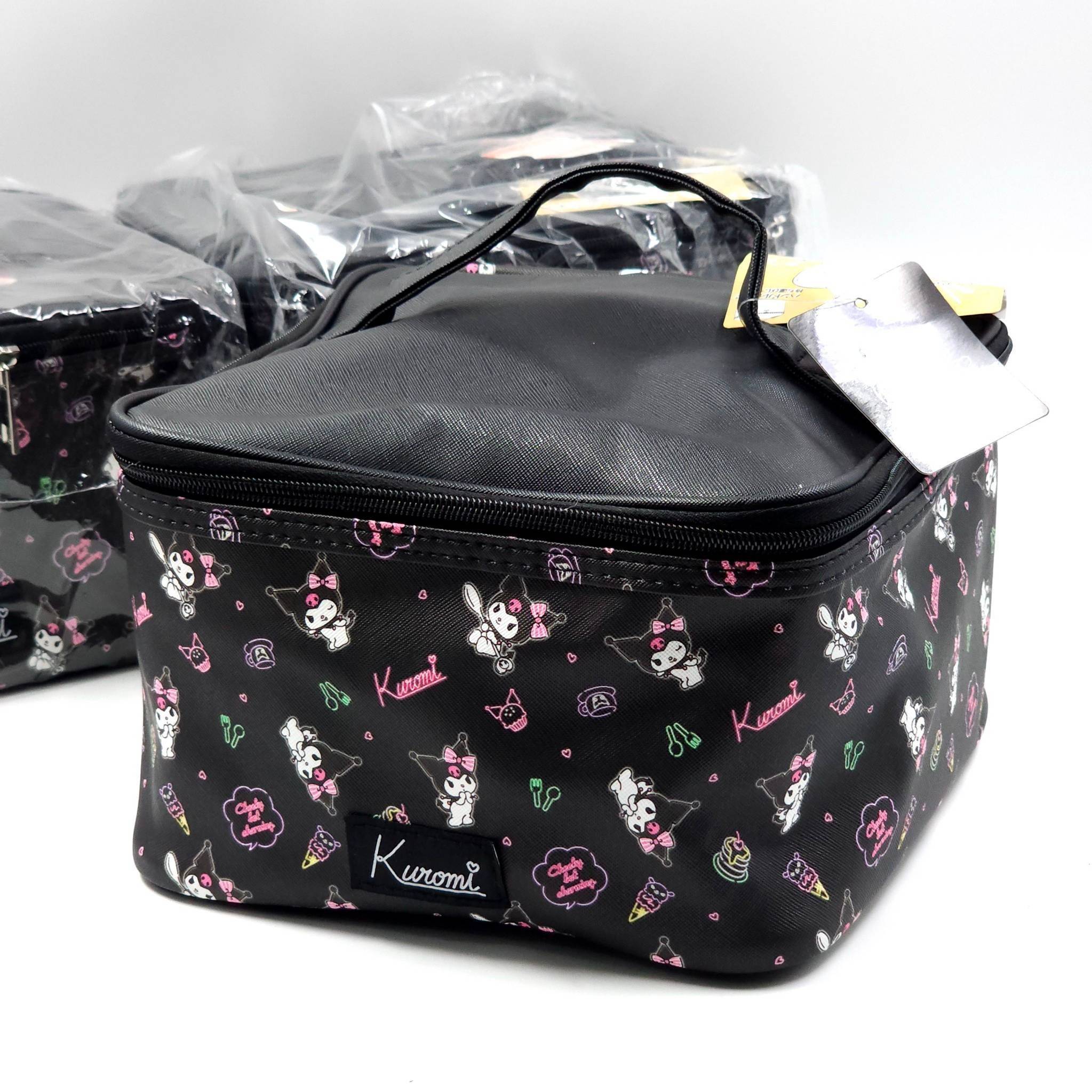 Sanrio Kuromi กระเป๋าเครื่องสำอาง แบ่งได้หลายช่อง ขนาด 25*25*15 cm.