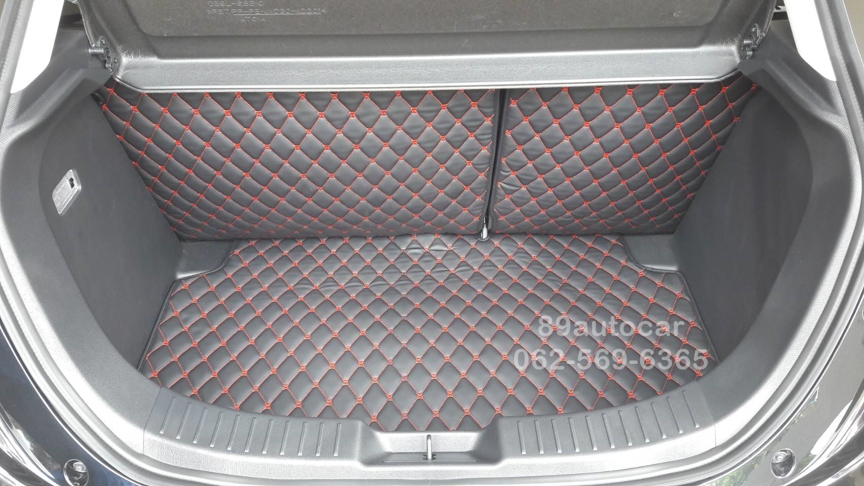 พรมในรถยนต์ Mazda 2 2020 ปูพรม6D สีดำด้ายแดง เต็มคัน