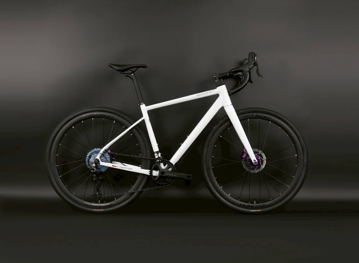 จักรยานเกรเวล MOSSO X TWITTER GRAVEL G3 (2025) - จักรยานอลูมิเนียมพรีเมียม ชุดเกียร์ 12 สปีด