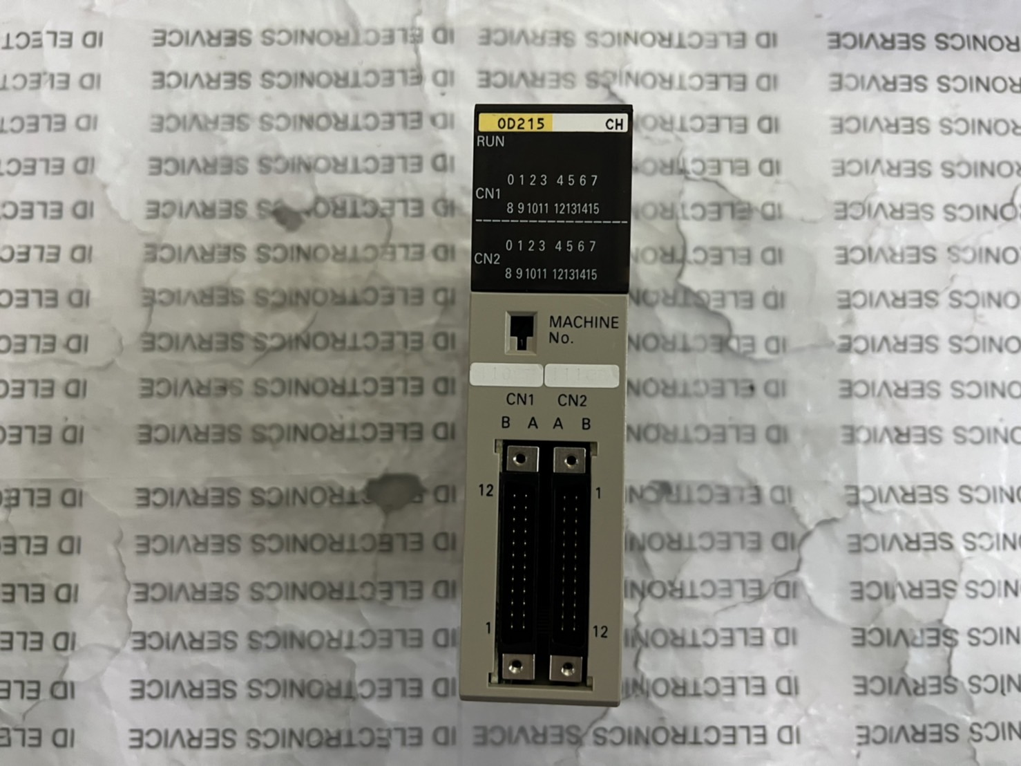 C200H-OD215 PLC “ OMRON ”
