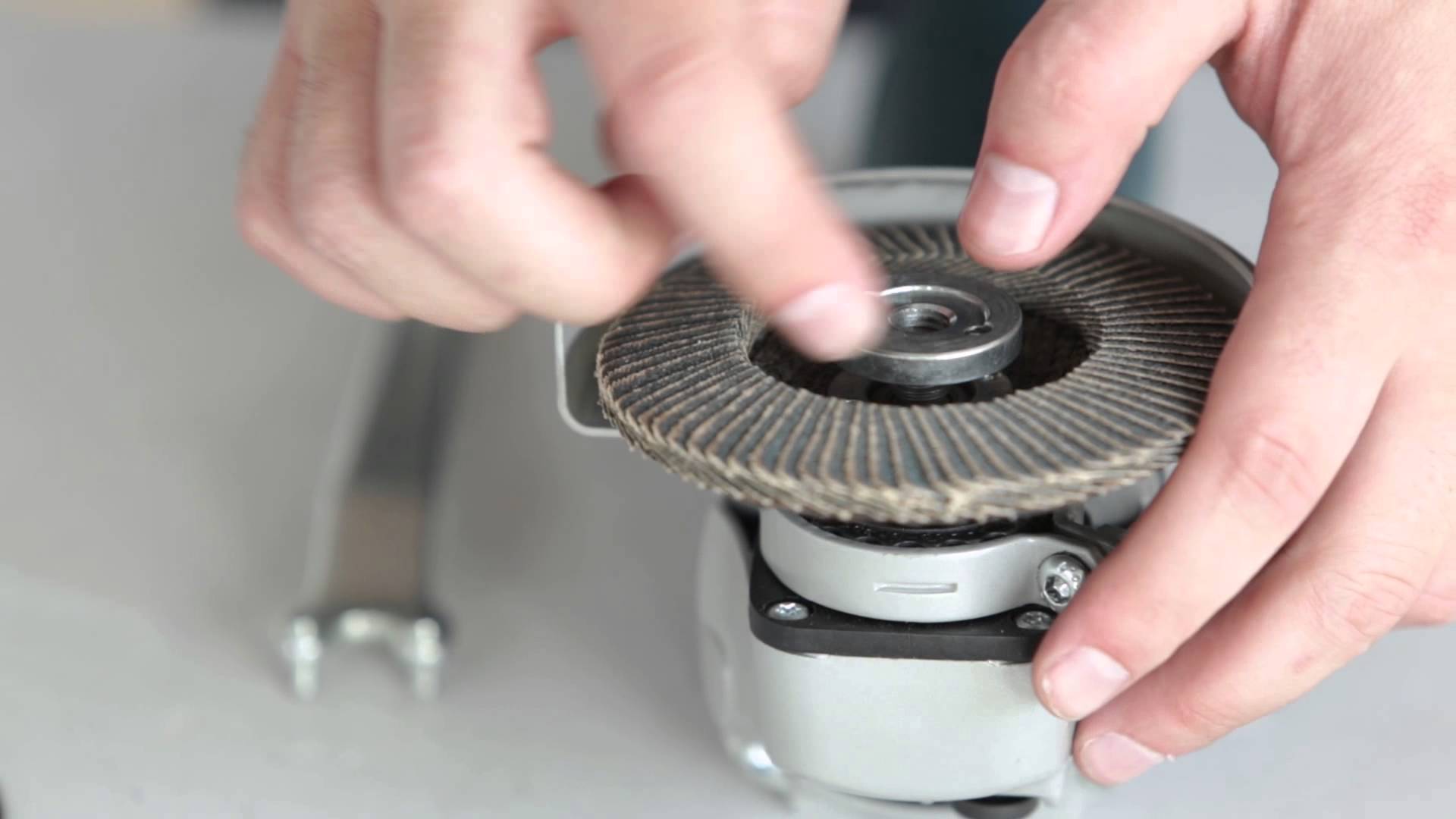 #EL03 ประกับใบ, ล็อคใบ บน-ล่าง หินเจียร4" BOSCH ทุกรุ่น GWS 5-100, 6-100, 7-100, 8-100, GWS 060