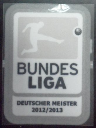 อาร์มสัญลักษณ์ฟุตบอล การแข่งขันฟุตบอลบุนเดสลีกา - BUNDESLIGA CHAMPIONS 'DEUTSCHER MEISTER' 2012/13 PLAYER SIZE ใหม่ / BUNDESLIGA National Football League PLAYER SIZE Football Patch/Badge - BUNDESLIGA CHAMPIONS 'DEUTSCHER MEISTER' 2012/