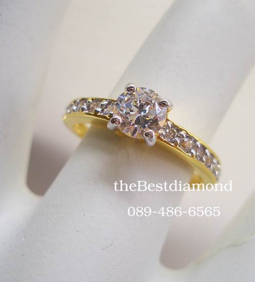 BR422+++แหวนชูผสมแหวนแถว2+++สุดยอดความสวย เรียบๆ แต่หรูหรา อยุ่ได้นานไม่มีout เหมือนจริงสุดๆๆเพชรแวววาวมาก ใส่แล้วขับให้นิ้วเรียวสุด ไม่ควรพลาดนะคะ