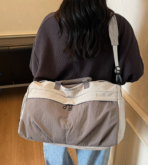กระเป๋าผ้า Lulu สะพายข้าง รุ่น GM-825 ขนาด ก.46*ส.25* ก้น 26 ซม.