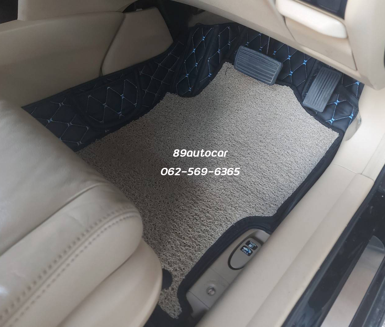 ขายพรมในรถยนต์ Honda Accord G8 ปูพรม7D สีดำด้ายฟ้า + ไวนิลครีมขอบดำ เต็มคัน