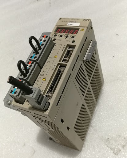 SGDH-08AE SERVO DRIVE " YASKAWA "