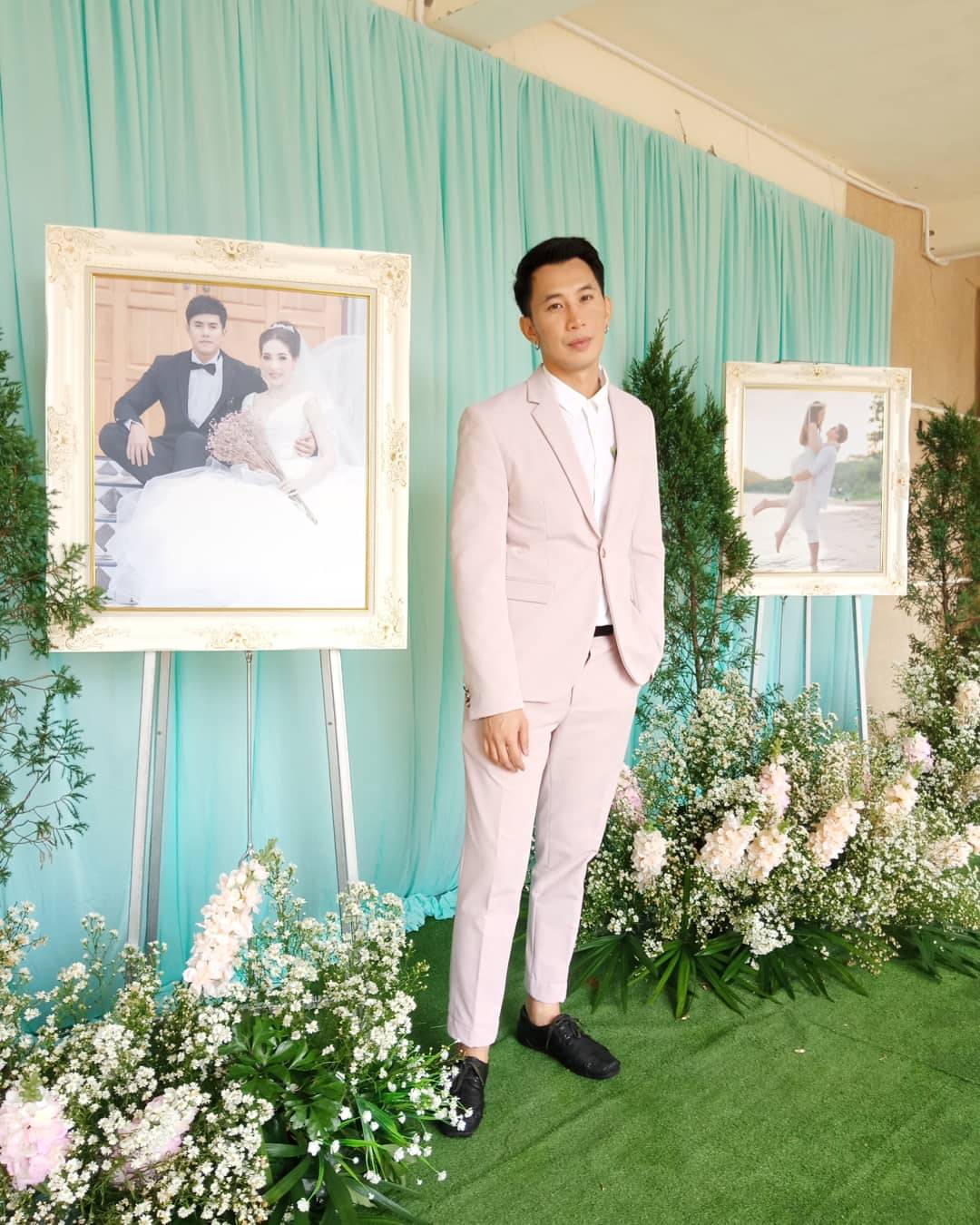 พร้อมเช่า ชุดสูทชาย สีชมพูพาสเทล Pastel Pink ทรงเข้ารูป สไตล์เกาหลี (ไม่มีเสื้อกั๊ก)