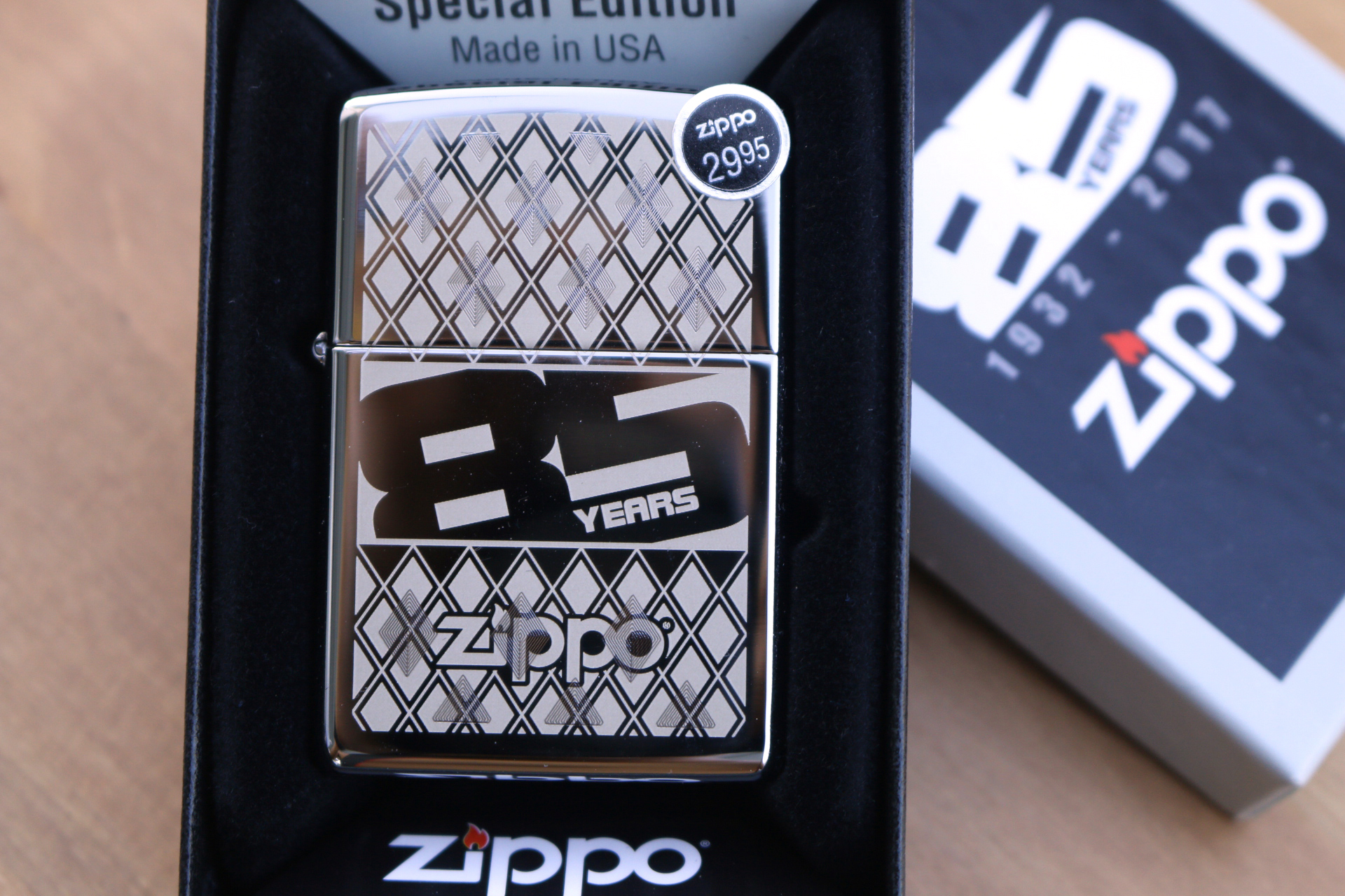 ไฟแช็คซิปโป้แท้ Zippo 29438 85th Anniversary, High Polish Chrome แท้นำเข้า 100%
