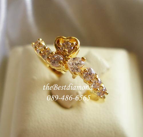 BR416+++แหวนแถวน่ารักๆ ดีไซน์ลงตัวสวยงาม +++ใช้เพชรหัวใจ ผสมพชรกลมได้ลงตัวสวยงาม เพชรสวย แบบน่ารักๆ ใส่ติดนิ้วได้เลยค่ะ