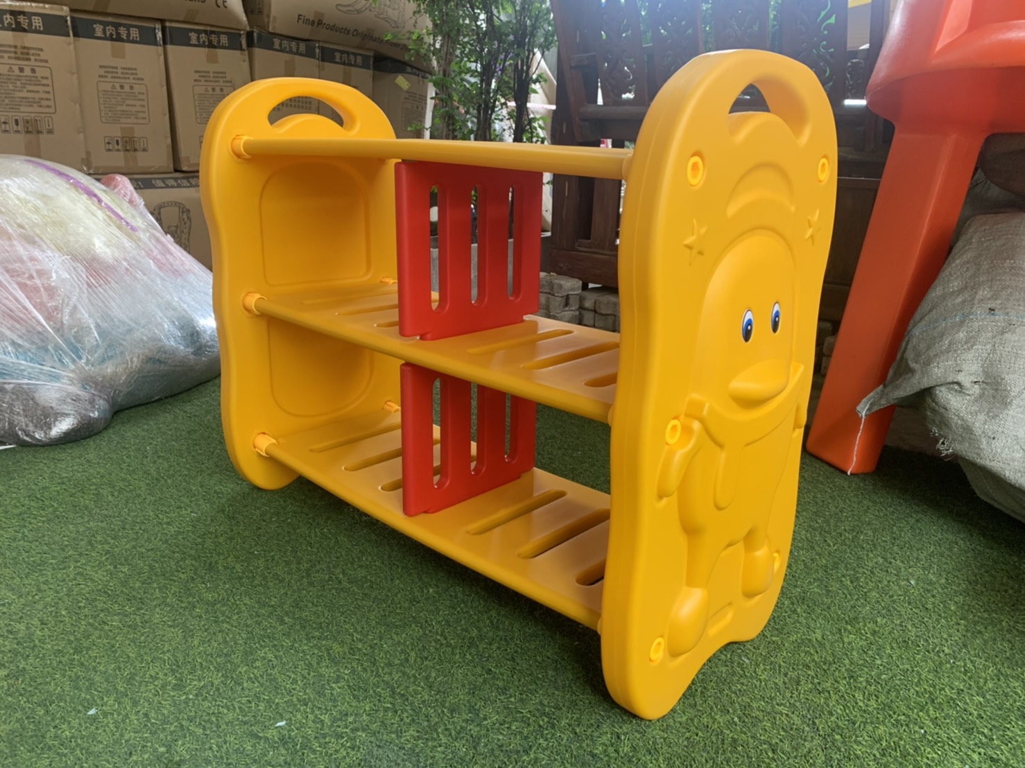 ชั้นวางของแพนกวิน