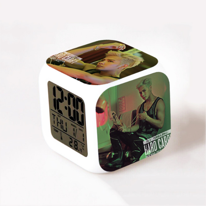 นาฬิกาดิจิตอลลูกเต๋า GOT7 Hard Carry