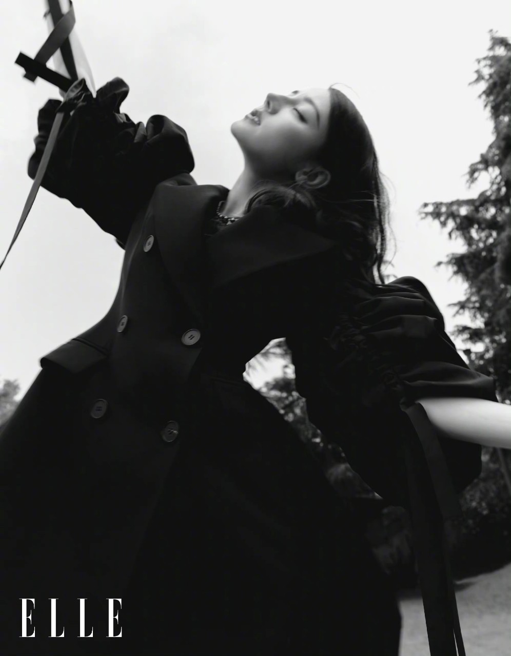 นิตยสาร ELLE ตี๋ลี่เร่อปา ปกคู่หน้า-หลัง ฉบับเดือน 7/2022