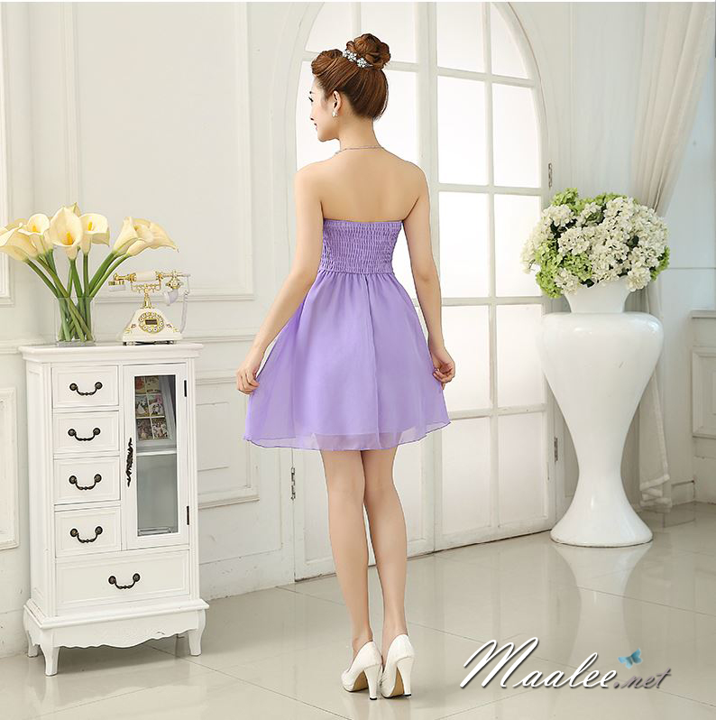 พร้อมส่ง ชุดเดรสสั้น เกาะอก จับสม๊อกด้านหลัง สีเขียวอ่อน