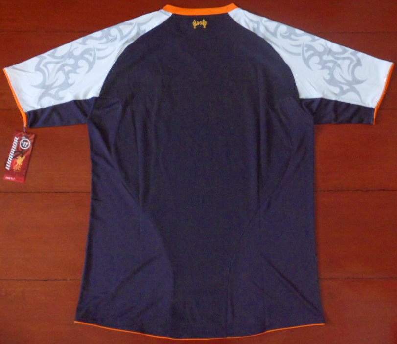 เสื้อฟุตบอล ทีมสโมสรลิเวอร์พูล ชุดเยือน 2012/13 ใหม่ M-Size / LIVERPOOL Football Shirt Away Kit 2012/13 Jersey NEW M-Size