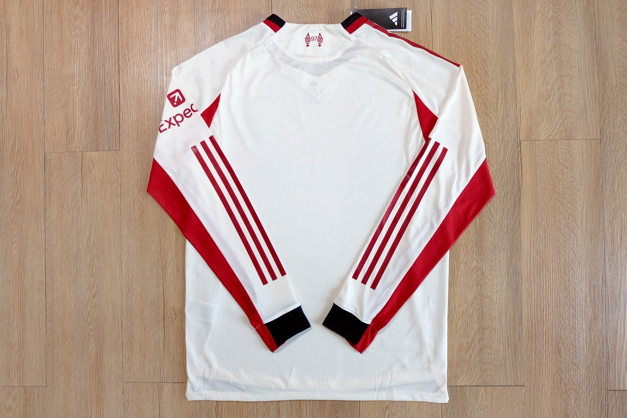 Liverpool 2025/26 Long Sleeve Away Jersey Player Grade เสื้อลิเวอร์พูลแขนยาว เยือน เกรดนักเตะ ฤดูกาลใหม่