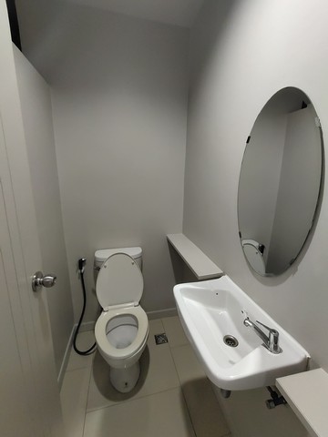 ให้เช่าคอนโด ฟ้าโดม ตึก B 35 ตรม.วิวสระน้ำ เฟอร์ครบ เครื่องใช้ไฟฟ้าครบ ใกล้ธรรมศาสตร์รังสิต