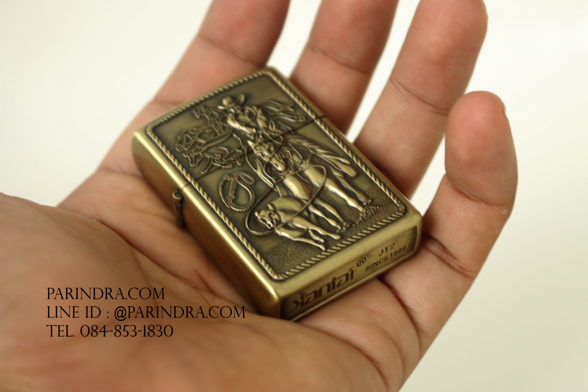 ไฟแช็คน้ำมัน ยี่ห้อ EARTH ลายนูน ลาย Cowboy 001