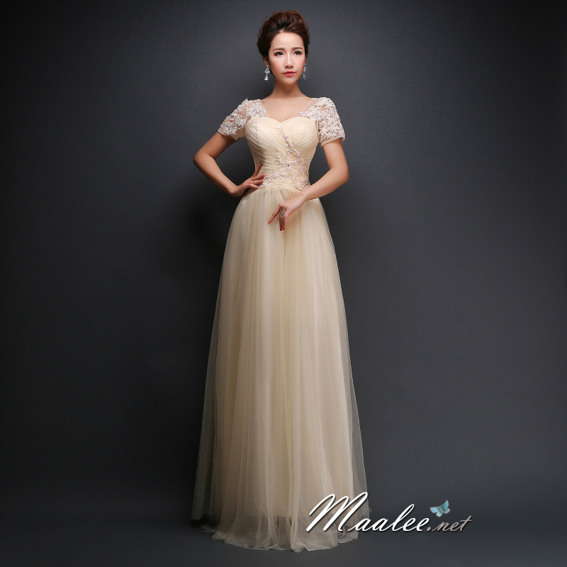 พร้อมเช่า ชุดราตรียาว แขนสั้น แต่งผ้าตาข่ายนิ่มทั้งชุด ปักเลื่อม&ลูกไม้ แบบเรียบหรู สไตล์เจ้าหญิง สีครีม Champagne