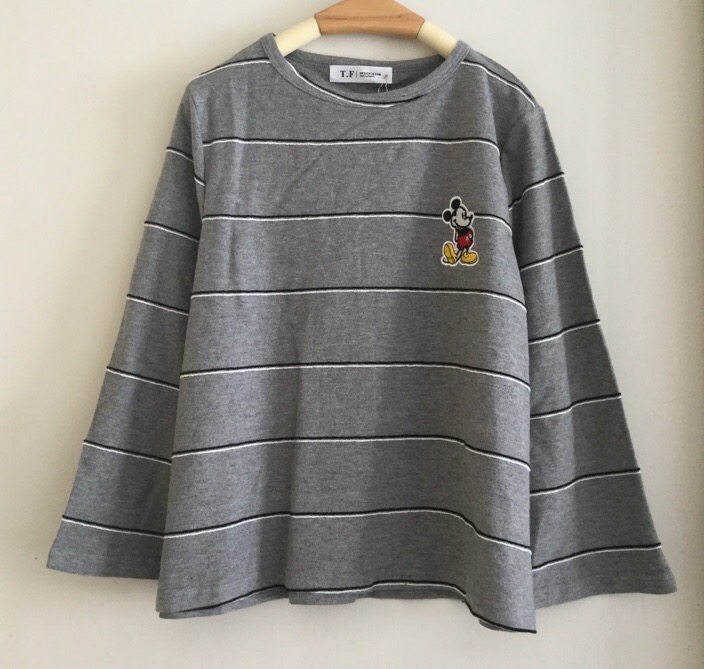 เสื้อยืดลายทาง