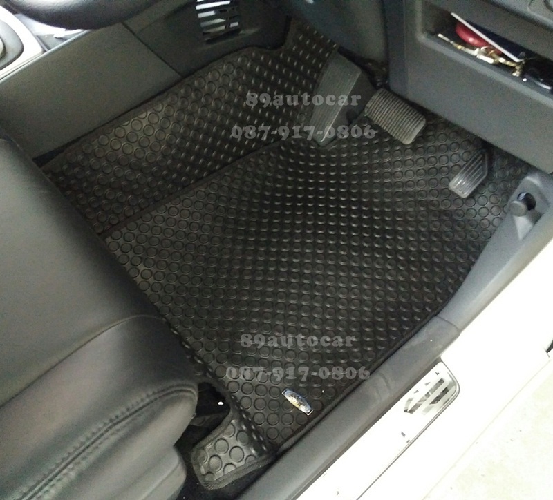 ผ้ายางปูพื้นรถยนต์ Toyota Avanza 2016 กระดุมสีดำขอบดำ