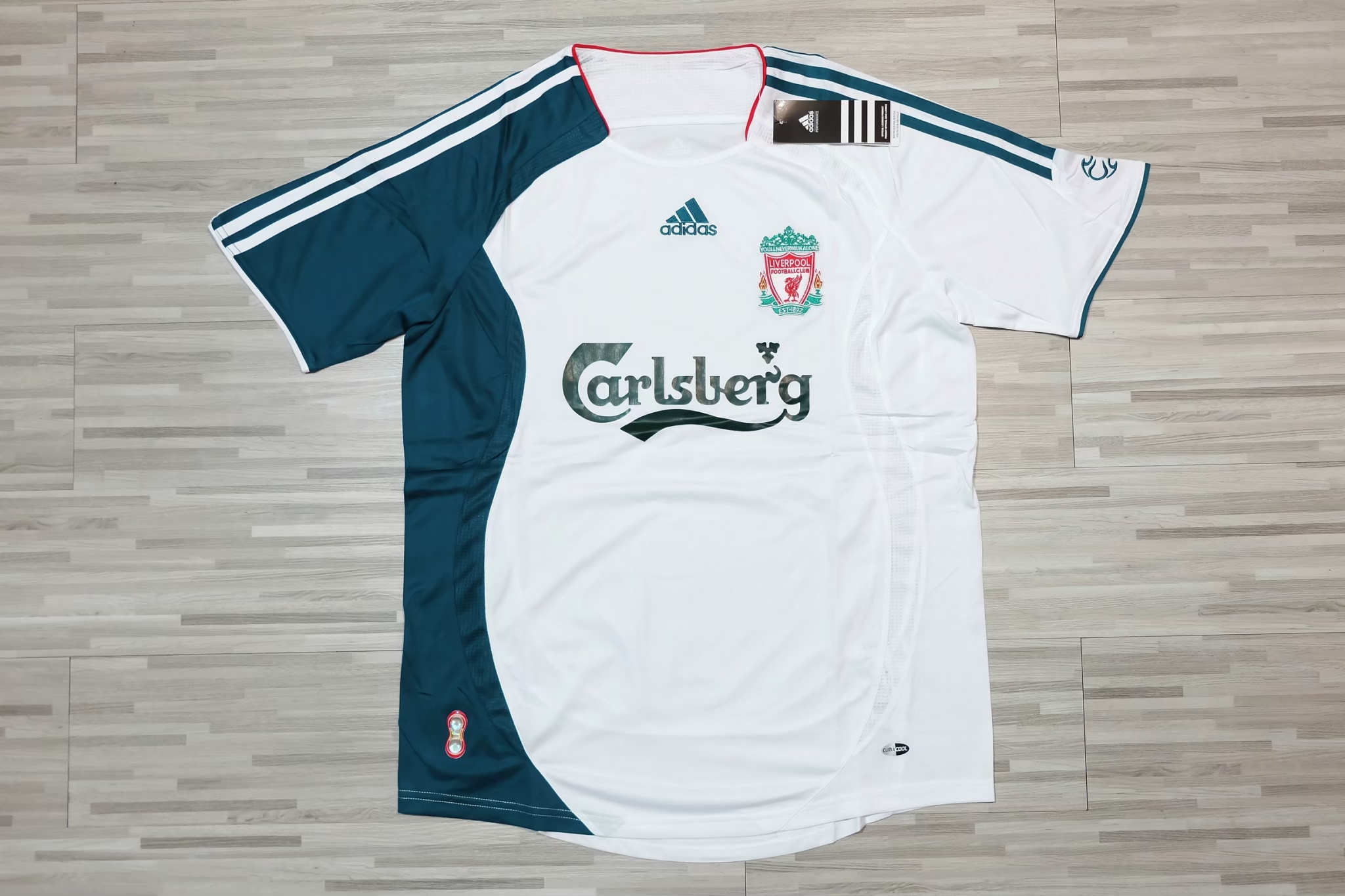 Liverpool 2006/07 Away Vintage Jersey เสื้อฟุตบอลลิเวอร์พูลย้อนยุค Carlsberg