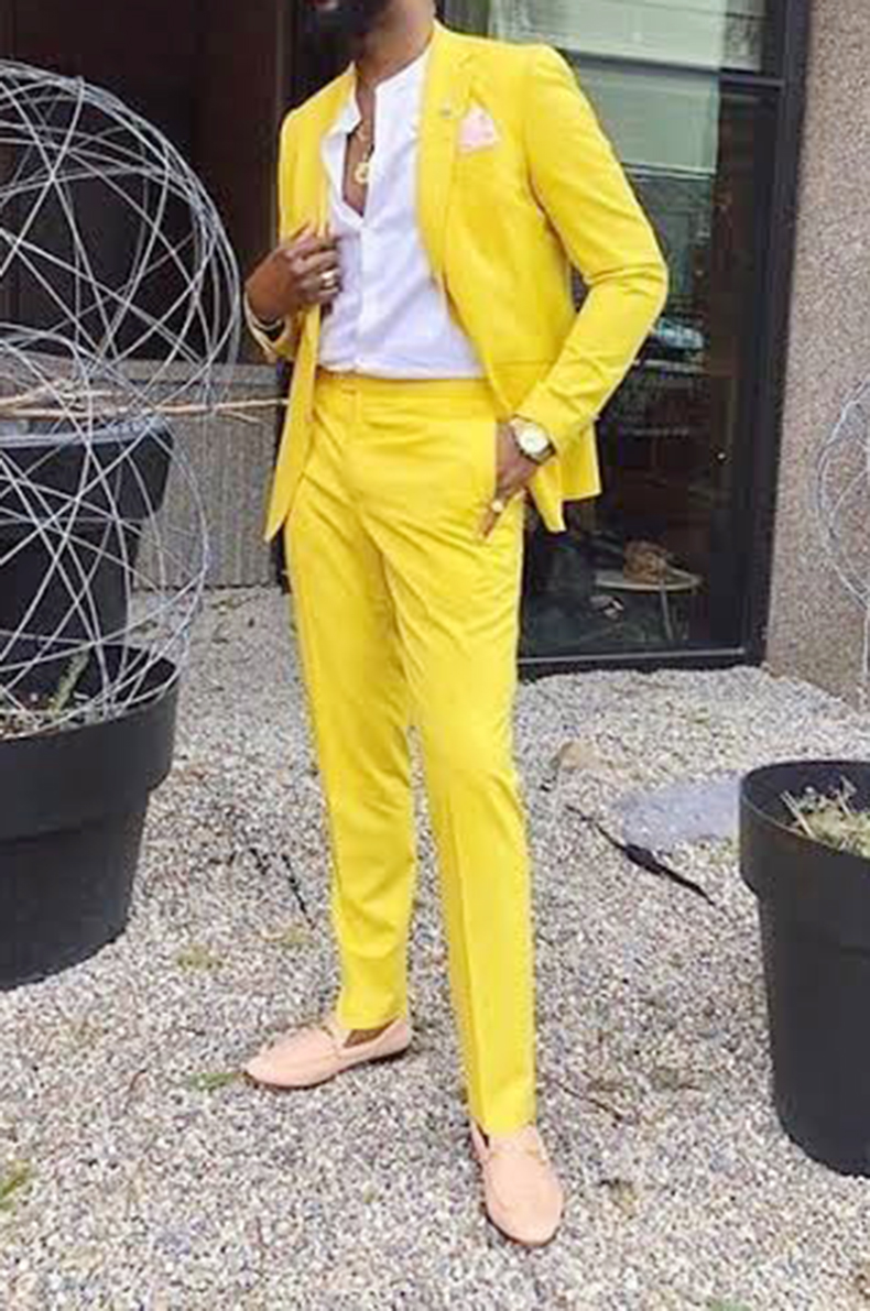 พร้อมเช่า ชุดสูทชาย สีเหลือง Bright Yellow 3-piece Suit พร้อมเสื้อกั๊ก