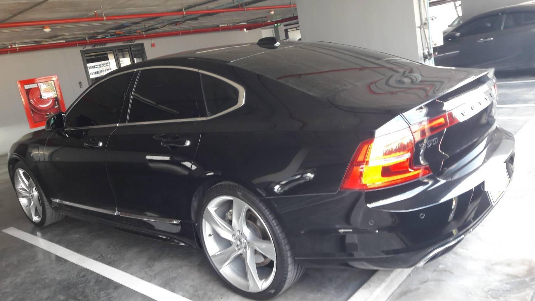 ตัดพรม Volvo S90 2013 ปูพรมหกดี สีดำด้ายดำ ลายเคฟล่า