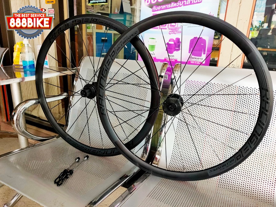 ชุดล้อเสือหมอบ Retrospec Aluminum 700" ดุมคาร์บอน 8-12 spd, ริมเบรค ขอบนอกกว้าง 19 มิล