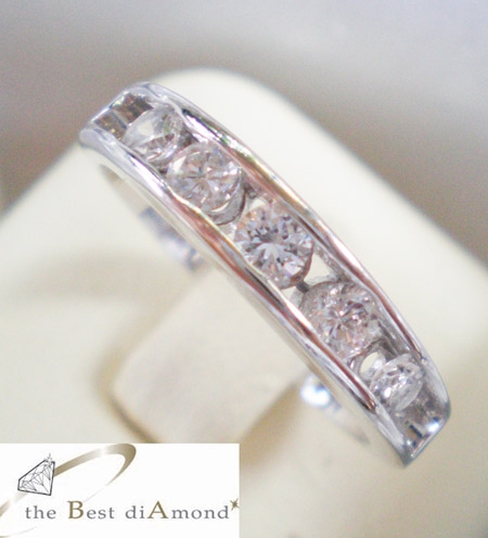 BR052RD+++แหวนแถวแบบหนีบ ฝังแบบห่างๆเล็กน้อย+++แบบเท่ห์ๆ สไตน์Modern จัดวางรูปแบบได้เฉี่ยว ทันสมัย ใส่แล้วสวยดีค่ะ ใส่ได้ทุกโอกาส ใส่ติดนิ้วได้สบาย