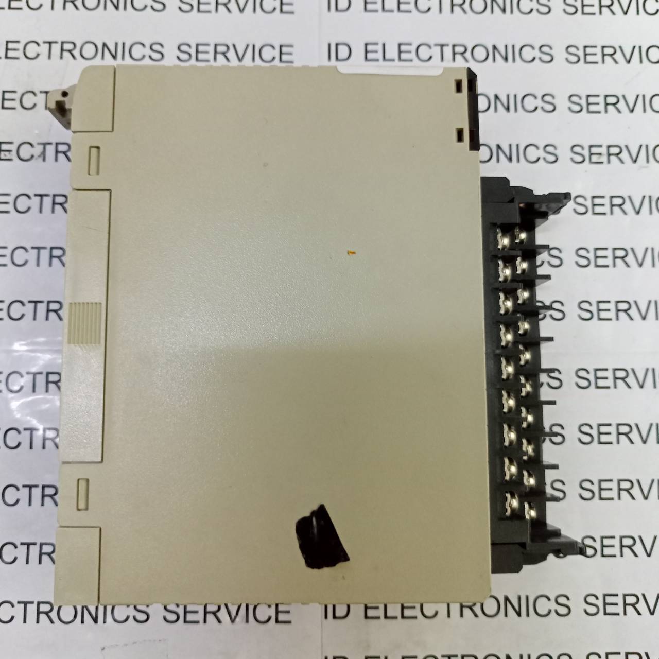 C200H-IA222 PLC " OMRON "