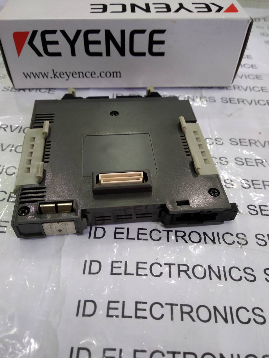 KZ-C32T PLC " KEYENCE "