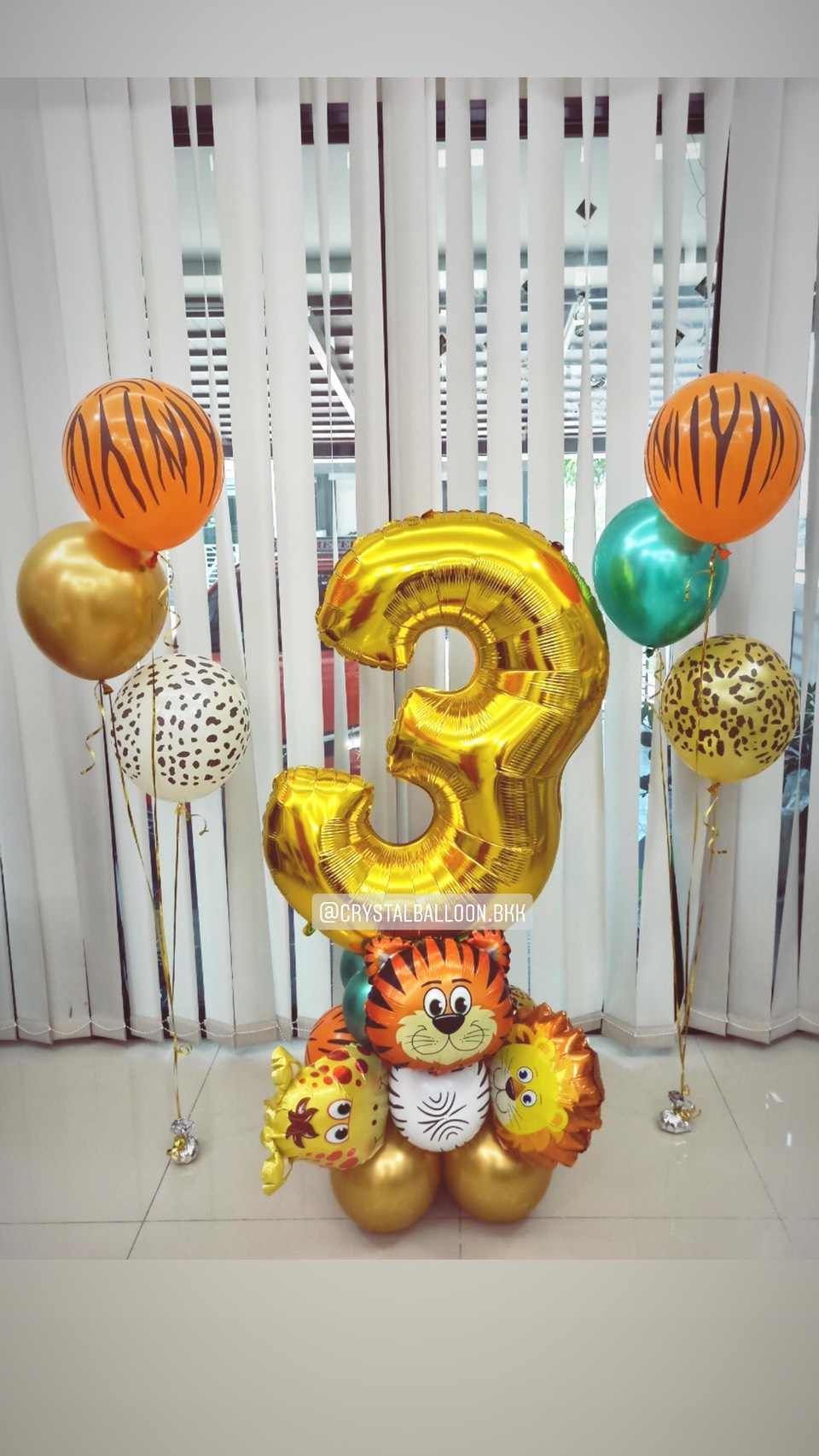 ลูกโป่ง วันเกิดเด็ก ฟอยล์ตัวเลข ขนาด 40" ตั้งฐาน 1 ชิ้น พร้อม ช่อลูกโป่งแฟนซี ช่อ 3 ลูก 2 ช่อ พร้อมตกเเต่ง สามารถเปลี่ยนสีลูกโป่ง/เปลี่ยนสี-ฟอยล์ตัวเลขได้